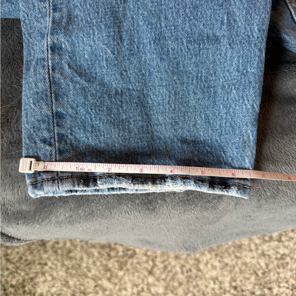 Abercrombie & Fitch Slim Straight High Rise Jeans - Picture 9 of 9